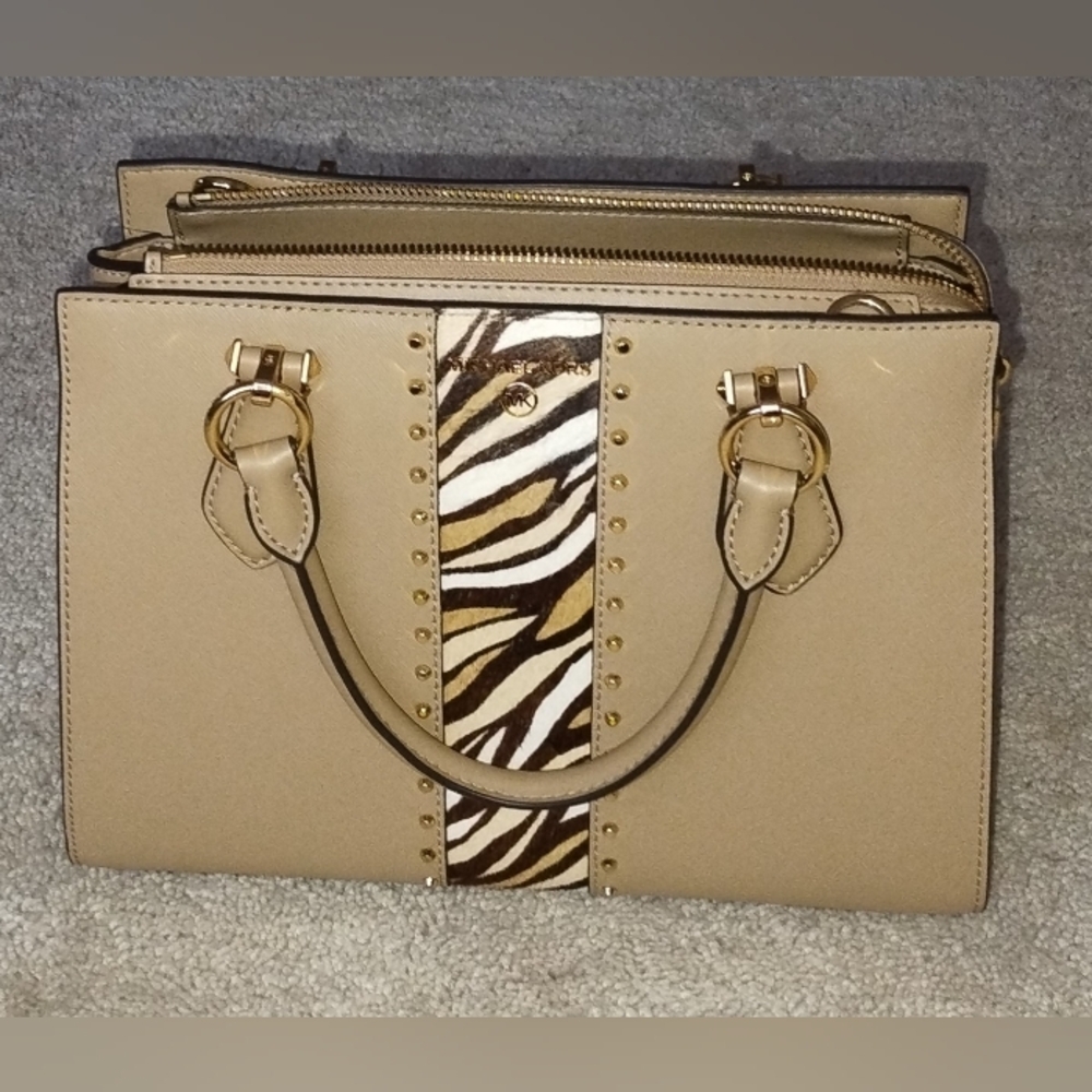 Michael Kors Marilyn Medium  Tan & Zebra Pattern Leather. New Without Tag